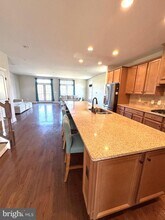44396 Foxthom Terrace in Ashburn, VA - Foto de edificio - Building Photo