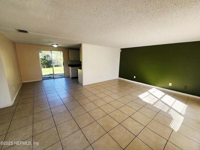 7127 Prellie St in Jacksonville, FL - Building Photo - Building Photo
