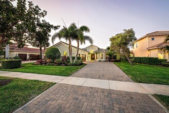 279 Carina Dr in Jupiter, FL - Building Photo - Building Photo