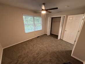 517 V St in Bedford, IN - Building Photo - Building Photo