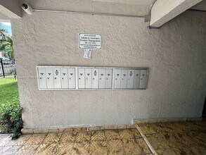1337 NW 1st St in Miami, FL - Building Photo - Building Photo