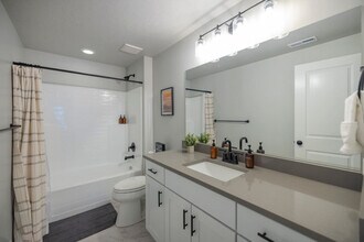 1854 N High Uintas Ln in Daniel, UT - Building Photo - Building Photo