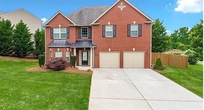 property at 3685 Falling Leaf Ln