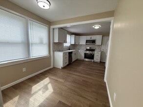 7019 Manette Dr in St. Louis, MO - Building Photo - Building Photo