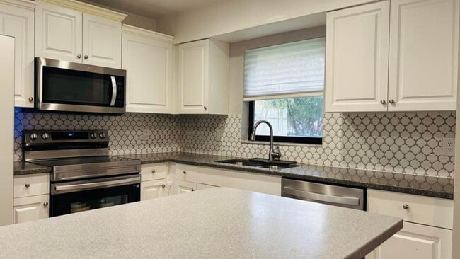 9521 Boca Cove Cir in Boca Raton, FL - Foto de edificio - Building Photo