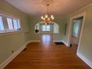 6926 Hurst Ct in St. Louis, MO - Building Photo - Building Photo