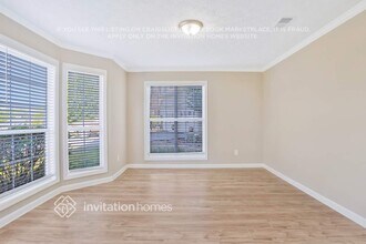 612 Lone Oak Ct in Lithonia, GA - Building Photo - Building Photo