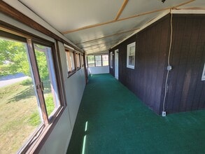 1494 Thompson Rd in Franklin, PA - Building Photo - Building Photo