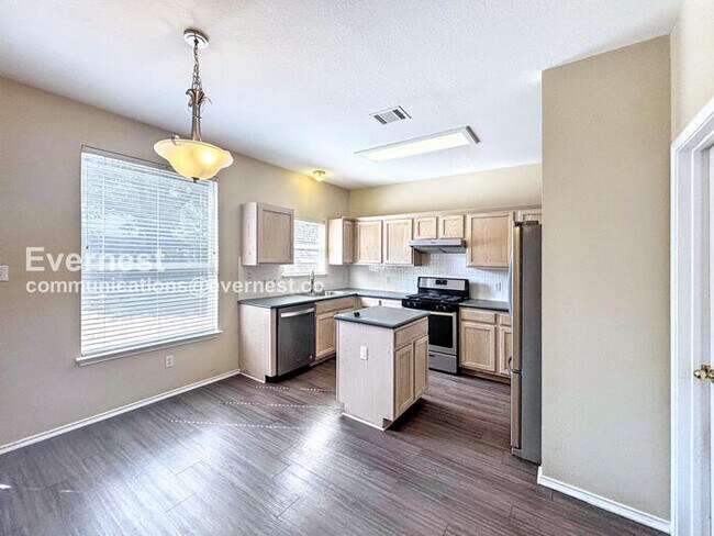 3605 Texas Topaz Dr in Austin, TX - Building Photo - Building Photo