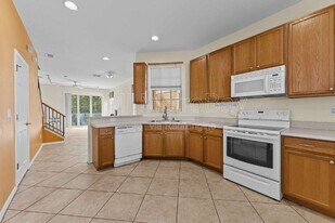 1938 Fiesta Ridge Ct in Tampa, FL - Building Photo
