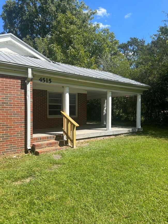 4515 Skyline Dr in Anniston, AL - Building Photo - Building Photo