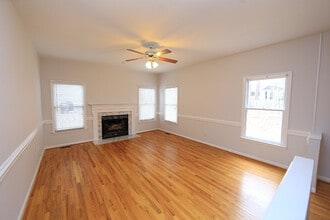 110 Covington Square Dr in Cary, NC - Building Photo - Building Photo