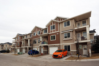 250 Sage Valley Rd NW in Calgary, AB - Building Photo - Building Photo