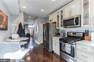 2653 Jasper St in Philadelphia, PA - Building Photo