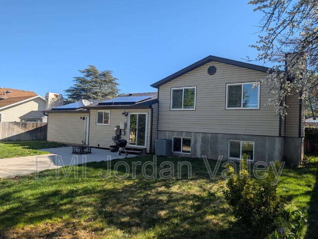 property at 8926 Manchester Ln