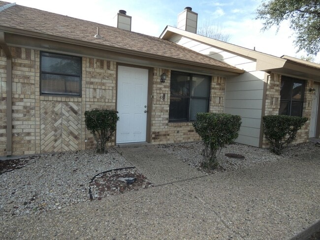 property at 48 Teakwood Ln