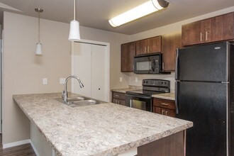 Cottage Grove Apartments Townhomes Grand Forks Nd Apartments
