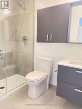 50 Upper Mall Wy in Vaughan, ON - Building Photo - Building Photo