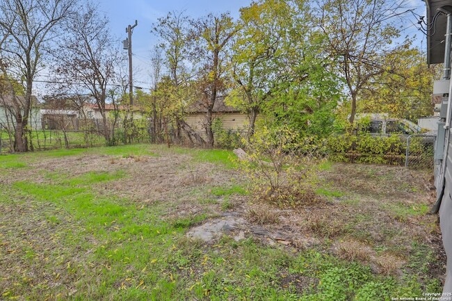 2426 Cincinnati Ave in San Antonio, TX - Building Photo - Building Photo
