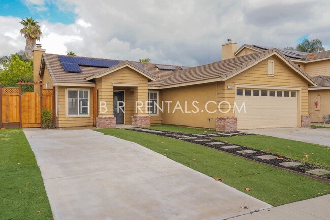 2711 Old River Ct in Tracy, CA - Building Photo - Building Photo