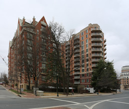 The Chase at Bethesda in Bethesda, MD - Building Photo - Building Photo