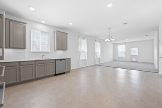 146 Grace Lilly Dr in Mustang Ridge, TX - Building Photo - Building Photo