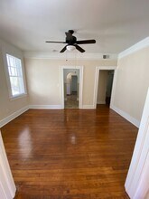 542 E 49th St in Savannah, GA - Building Photo - Building Photo