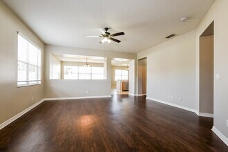 4684 Barbados Loop in Clermont, FL - Building Photo - Building Photo