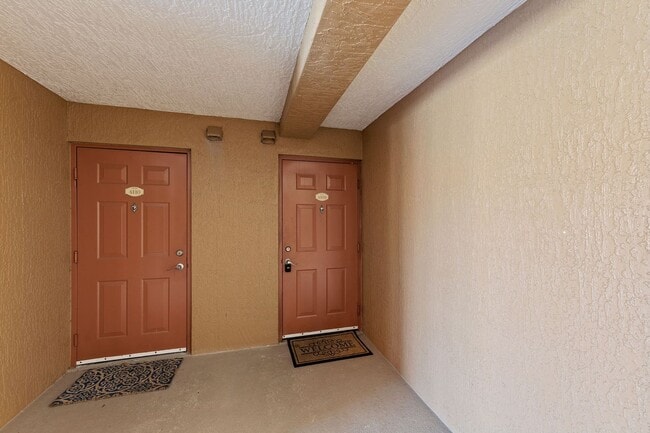 1830 Florida Club Cir in Naples, FL - Building Photo - Building Photo