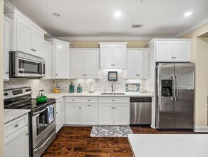 802 Reserve Ln in St. Simons Island, GA - Building Photo - Building Photo