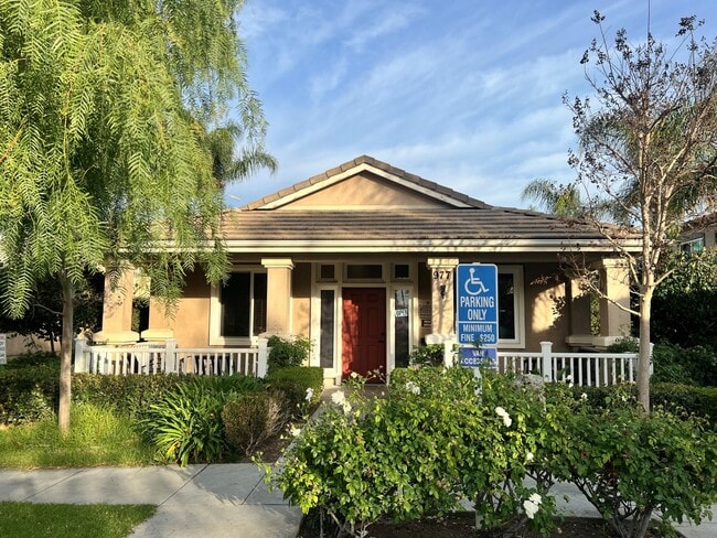 Courtyard Apartments