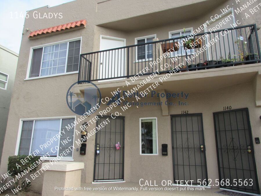 1146 Gladys Ave in Long Beach, CA - Building Photo