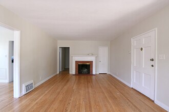 11061 Ohio Ave, Unit 11061OhioAv. in Los Angeles, CA - Foto de edificio - Building Photo