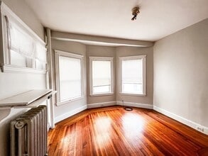 23 Winslow Rd, Unit #1 in Brookline, MA - Building Photo - Building Photo