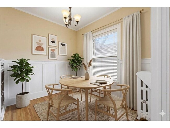 2545 Garfield Ave in Minneapolis, MN - Building Photo - Building Photo