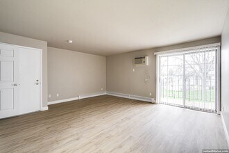 Canopy Ridge in Madison, WI - Building Photo - Interior Photo