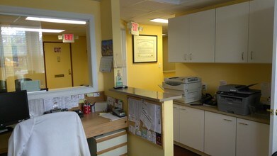 Penbrook House in Lynbrook, NY - Building Photo - Interior Photo