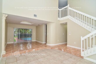 1121 NW 129th Pl in Miami, FL - Building Photo - Building Photo