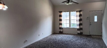 1994 Nena Hills Dr in Tallahassee, FL - Building Photo - Building Photo