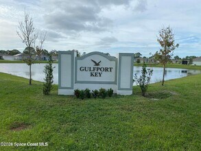 212 Alminar Ave SE in Palm Bay, FL - Building Photo - Building Photo