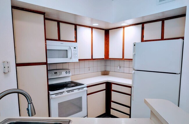 4528 Commander Dr in Orlando, FL - Foto de edificio - Building Photo