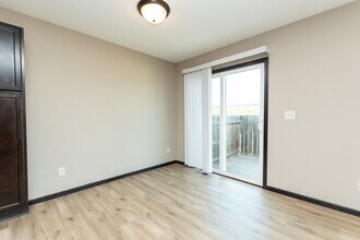 11050 E Fawn Grove St in Wichita, KS - Building Photo - Building Photo