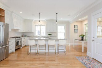 36 Bull St in Newport, RI - Building Photo - Building Photo
