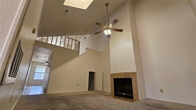 550 E Windsor Dr in Denton, TX - Building Photo - Building Photo