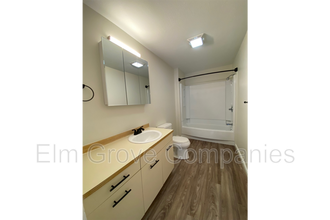 9 Darby Field Common in Lee, NH - Building Photo - Building Photo