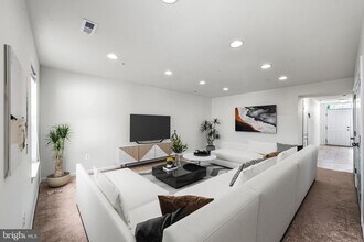 644 Shore Forest Dr in Glen Burnie, MD - Building Photo - Building Photo