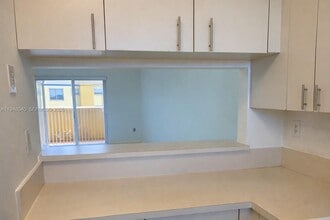 14930 SW 82nd Terrace in Miami, FL - Foto de edificio - Building Photo