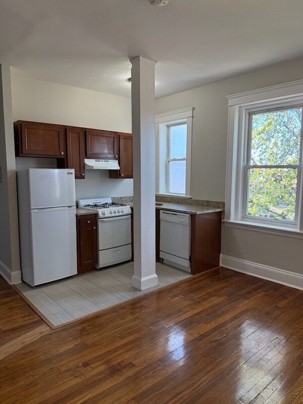 1188 Commonwealth Ave, Unit 1193 commonwealth ave in Boston, MA - Building Photo - Building Photo