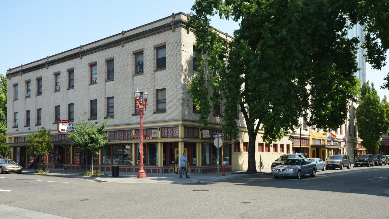 Musolf Manor in Portland, OR - Foto de edificio