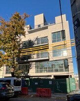 38-16 Crescent St in Long Island City, NY - Building Photo
